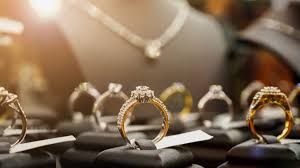 Ways to Shop for Gold Jewellery Online